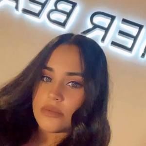 Meet your Posher, Destiny